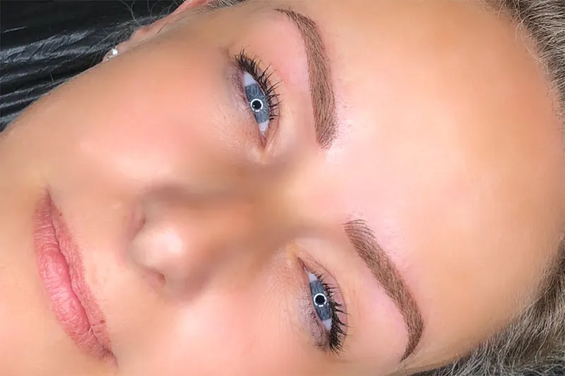 Gepflegte Gesichtshaut nach einer Beauty-Behandlung bei Beautyrella Berlin